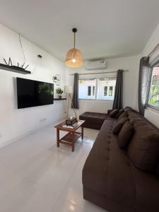 Villa Sunray - 3BR Beach Access Cozy House