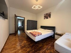 La Fenice 10 minutes from the Central Station design week
