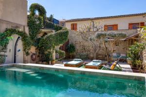 Porte Saint-Louis - Petite Camargue