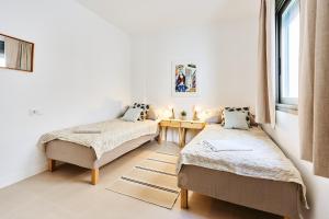 Eh01 Marinsa Beach Torrox