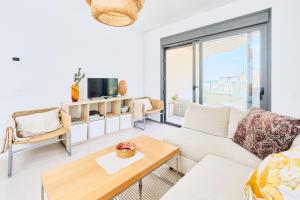 Eh01 Marinsa Beach Torrox