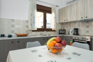 Iliana Apartments