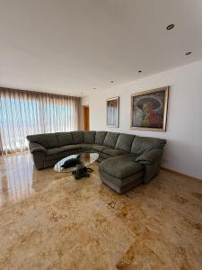 Marbella Hills