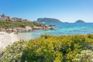 Golfo Aranci - Cala Delfino img25