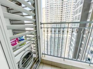 3Br Landmark 81, view City