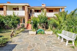 Brezza Marina Apartment- Garden img20