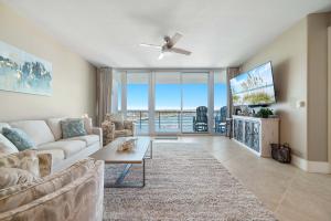 Bella Luna 808 - NEW Rental - 2bed2Bath-Walk to FloraBama-Deeded Beach Access