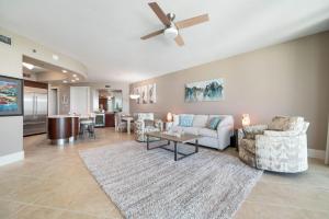 Bella Luna 808 - NEW Rental - 2bed2Bath-Walk to FloraBama-Deeded Beach Access