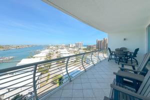 Bella Luna 808 - NEW Rental - 2bed2Bath-Walk to FloraBama-Deeded Beach Access