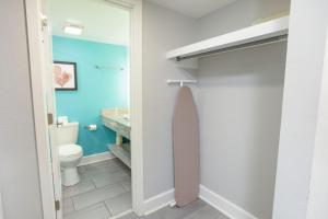 Oceanview Escape at Grande Cayman Pools Slides