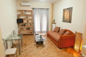 Small snuggery apartment near to the sea MySnAp