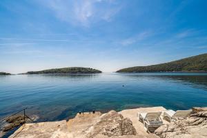 Apartment Dorsia With Sea View