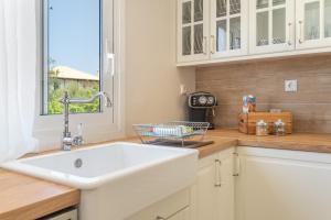 Stathis Home