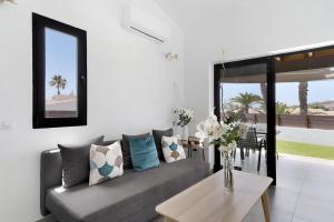 Casa Luna Kingbed and Jacuzzi