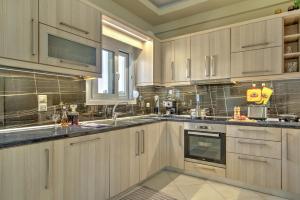 Elia apartment kanali