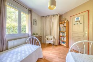 Maison calme et vue foret