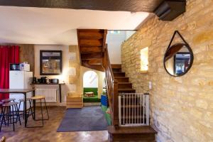 Agréable maison au pied du Chateau