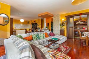 Queen Etna - Beautiful Pool