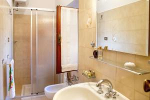 Amazing Tuscany Window