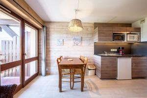 Studio 14 - Charvin