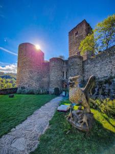 Gite Belcastel -Village d’Exception