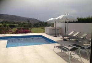 Modern Villa Frontline Golf
