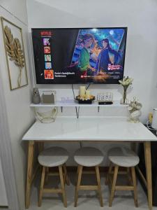 Rosies Spot at South Residences Las Pinas