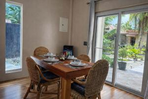 Luxea Flexstay III - Private Bungalow Guesthouse