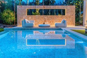 Gotmar Beach Is A Modern