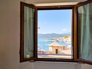 Porta a Mare Home