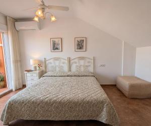 Apartamento Jardines de Dénia con terraza privada y piscina by Family Homes Rentals