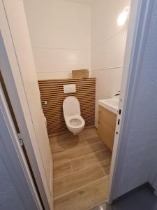 Villa avec piscine - plage 400 m