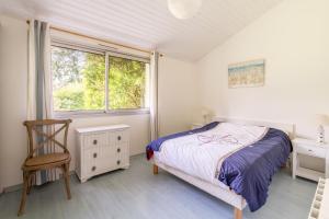 Villa avec piscine - plage 400 m