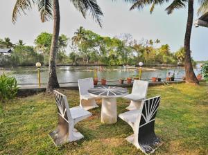 Kayaloram Retreat - Ginger