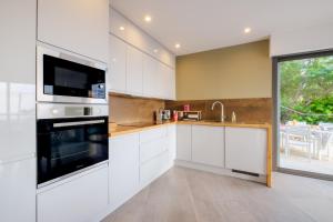 Villa Neuve avec magnifique vue Mer