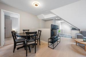 Central newly renovated apartment