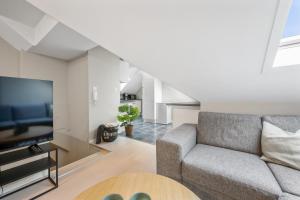 Central newly renovated apartment