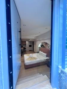 Olive and orange Kato Patisia Station