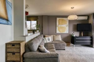 Roses Frontline perfect for family