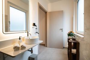 Villa Euphoria - Views of Taormina, Sea & Volcano