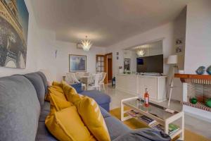 Meditteranean sea view apartment