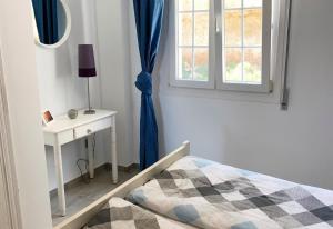 Lovely modern Apartment front line