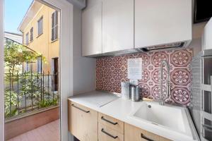 Victoria Apartments Fil Rouge