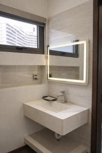 V3K03 Sonasea Vân Đồn