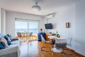Epsilon 2 4f primera línea de playa