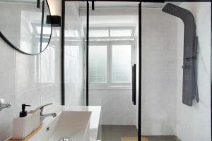 Carros De Cesto Do Monte