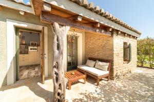 Mini Country House