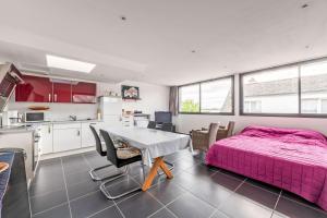 Studio vue mer 15m de la plage