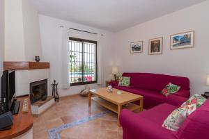 Casa con piscina caminito del rey