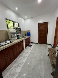Yenas Inn